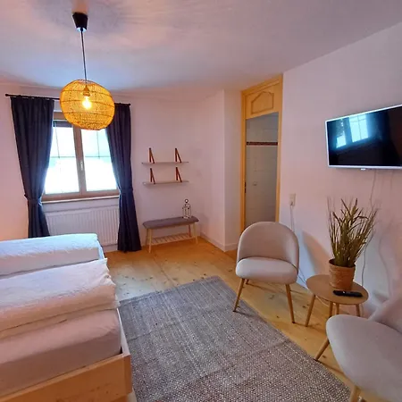 Novy Bed & Breakfast *
