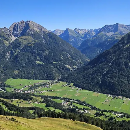 לינה וארוחת בוקר Novy