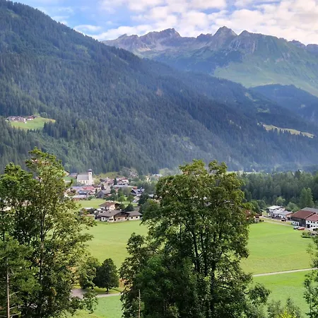 Novy לינה וארוחת בוקר