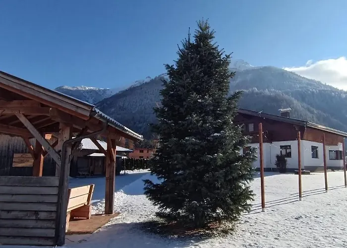 לינה וארוחת בוקר Novy 3*